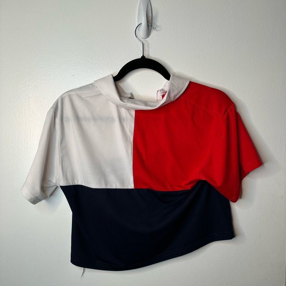 Color Block Crop Top